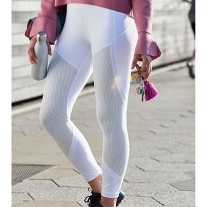 Calia by Carrie Underwood  leggings